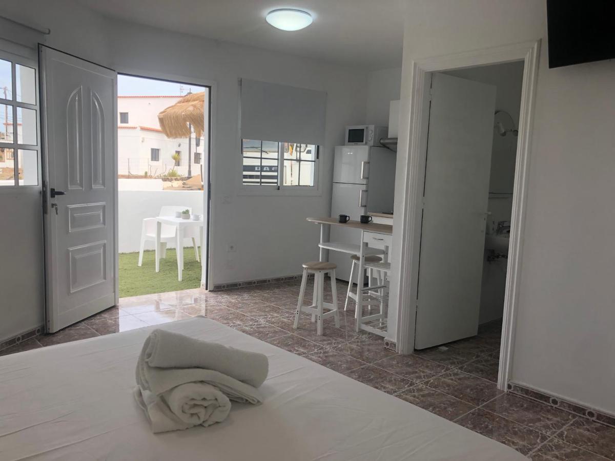 Apartamentos Elena Лахарес Екстер'єр фото